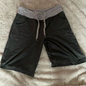 Grey women’s lululemon bike shorts